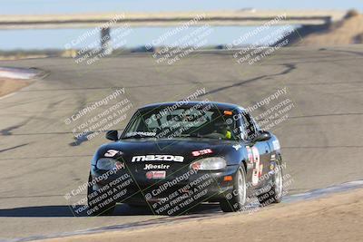 media/Oct-15-2023-CalClub SCCA (Sun) [[64237f672e]]/Group 4/Qualifying/